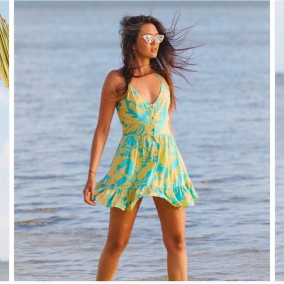 XiX Palms Mini Dress Womens Size XS Moloaki Flowy Hawaiian Low Back Beach - Picture 1 of 11